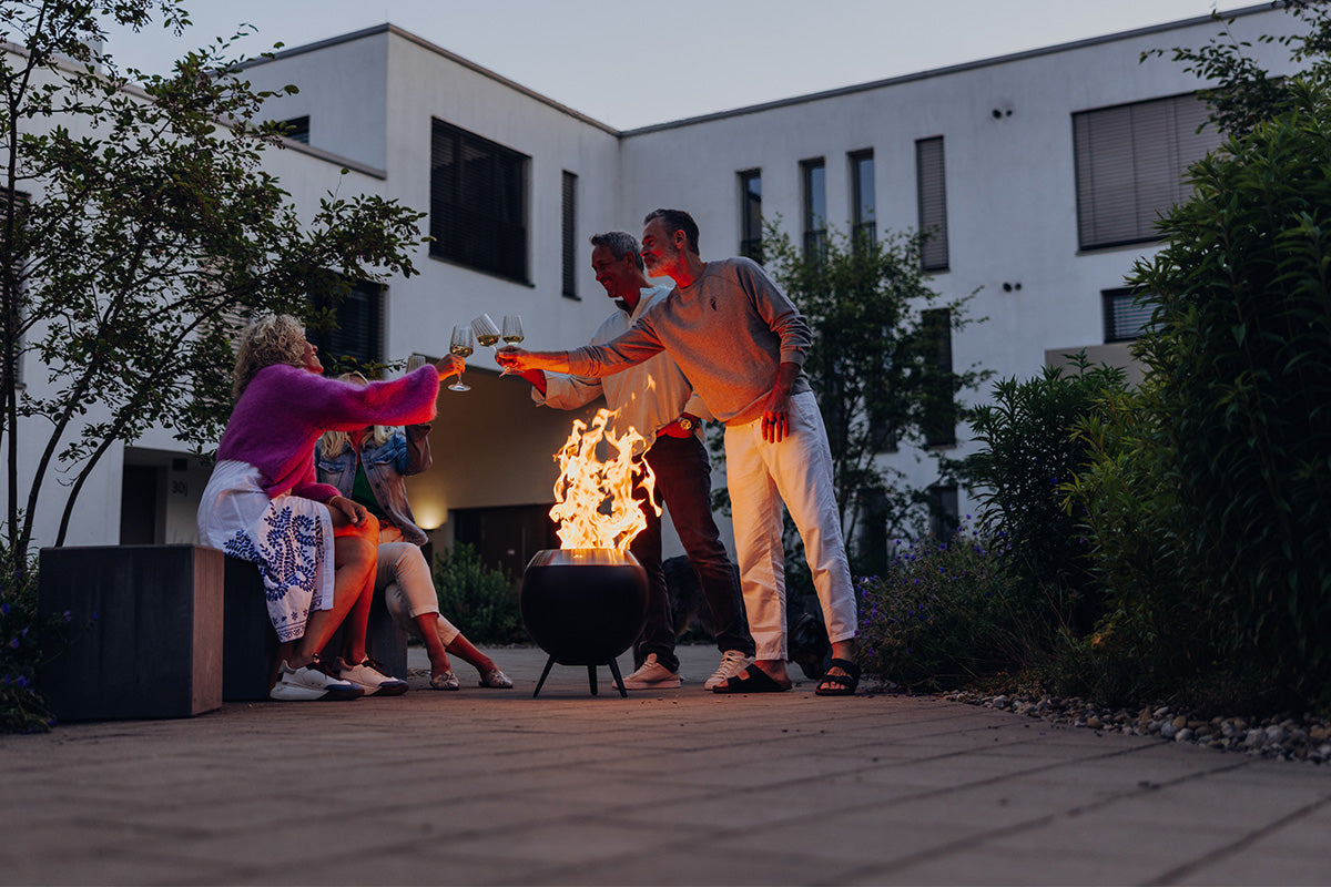 MOON 45 Feuerschale mit niedrigem Fuß – Produktansicht 5